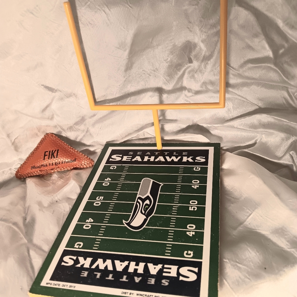 Seattle Seahawks FIKI Flik it and Kick it game